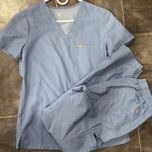 Figs Light Blue Scrub Ensemble